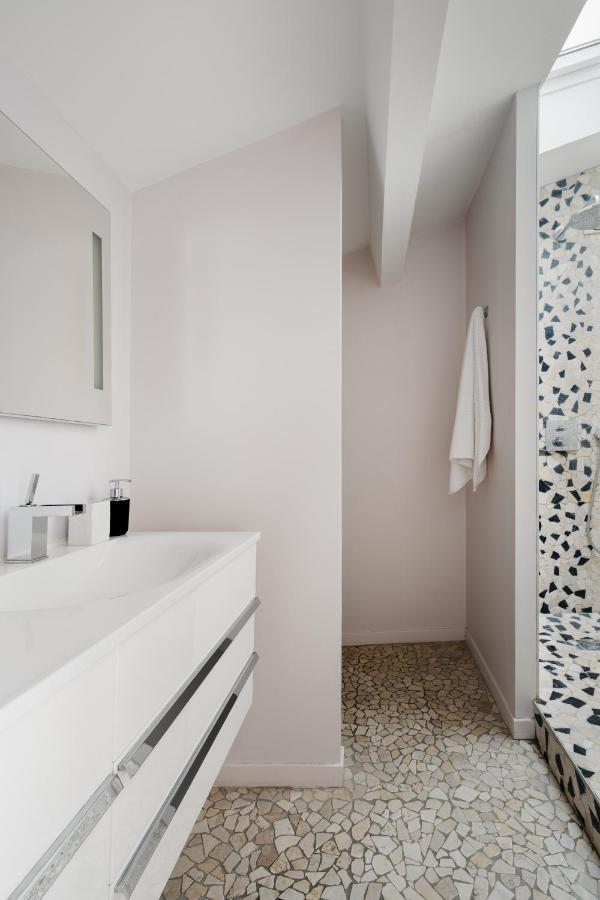 Edgar Suites - Bordeaux Meriadeck ภายนอก รูปภาพ